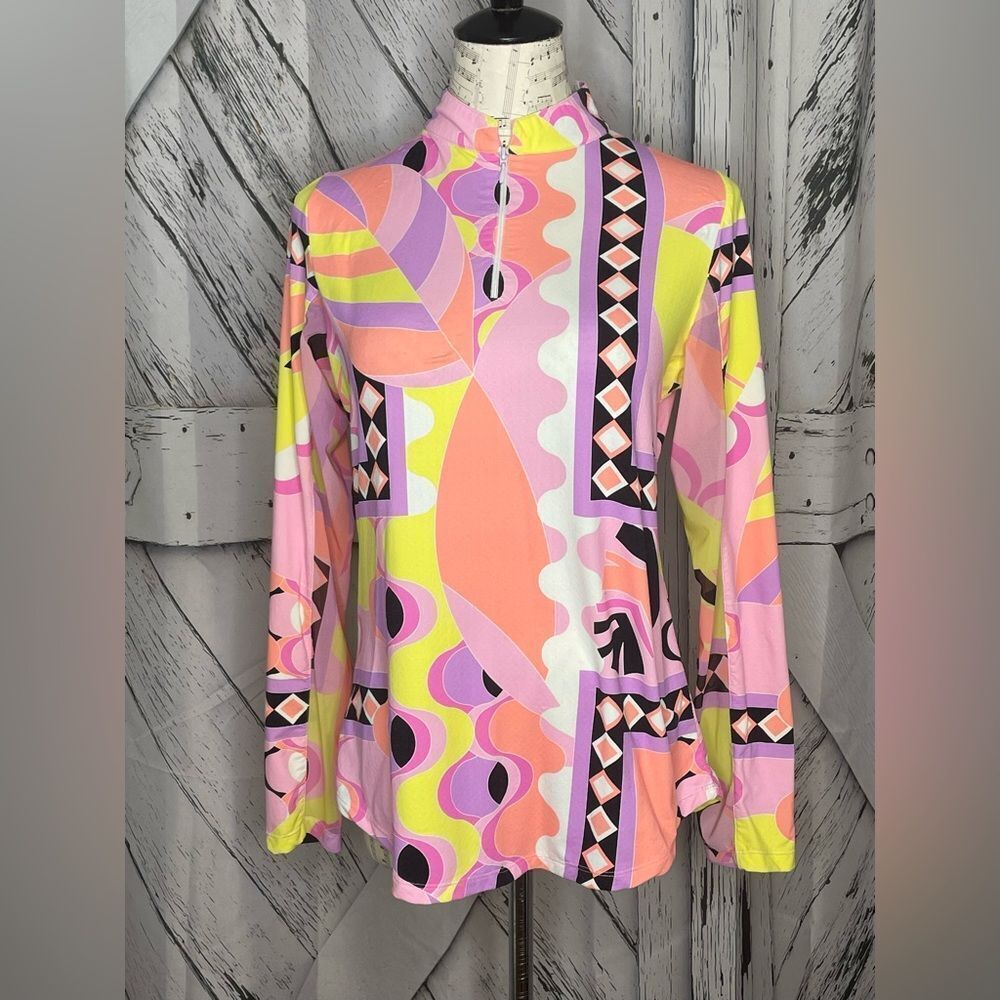 Famazee LONG SLEEVE ZIP MOCK TOP Size Medium